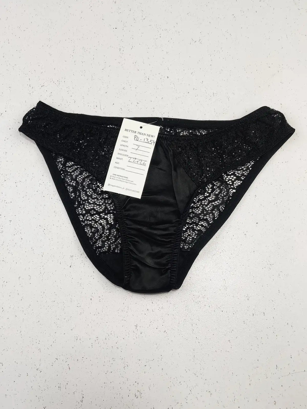 Buy online pre-used pre-loved 100% authentic & Original branded Unknown Brand (PU-1354) available in Pakistan. Top international brands avilable.