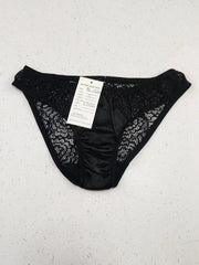 Buy online pre-used pre-loved 100% authentic & Original branded Unknown Brand (PU-1354) available in Pakistan. Top international brands avilable.