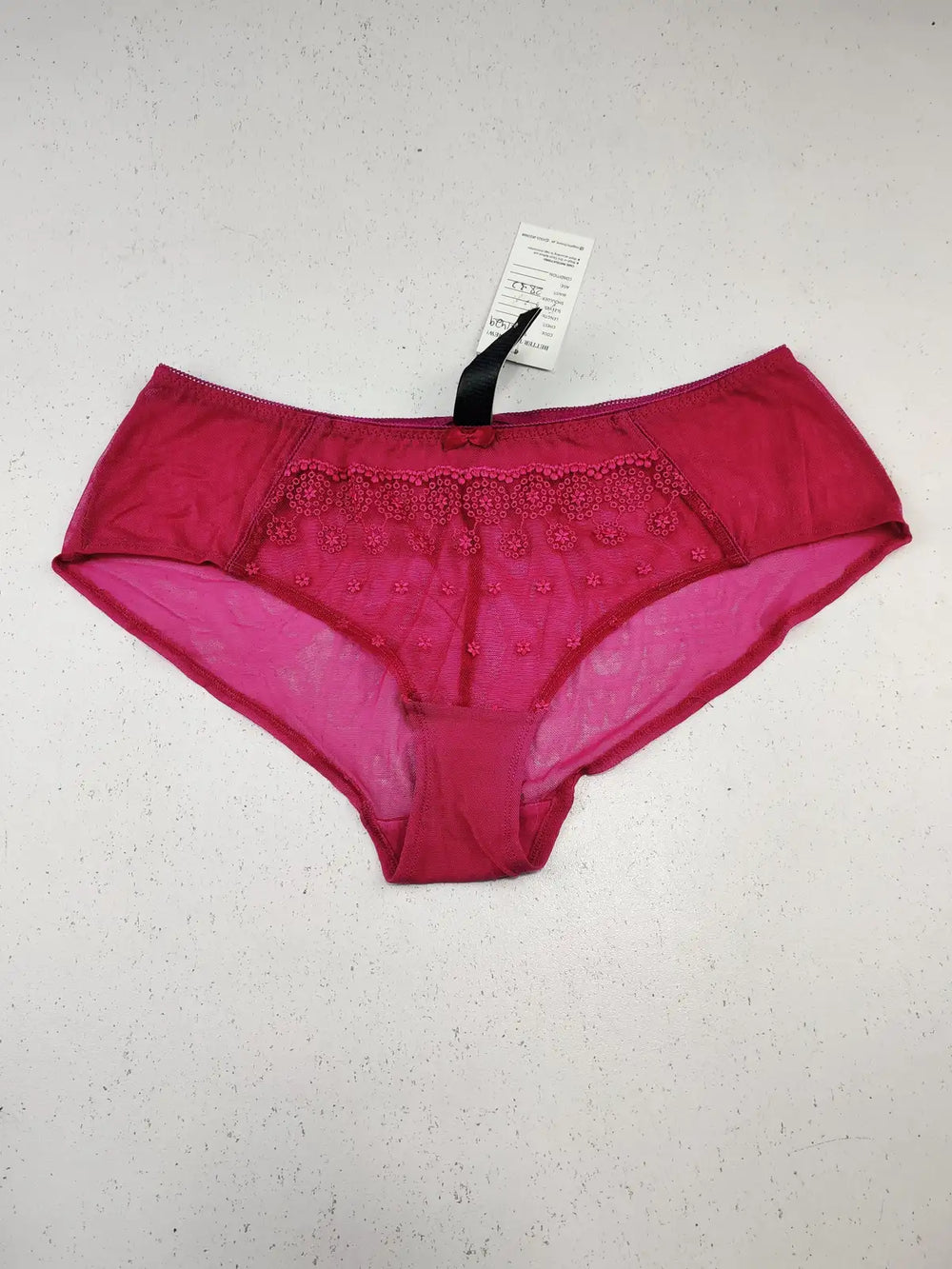 Buy online pre-used pre-loved 100% authentic & Original branded Marks & Spencer (PU-1429) available in Pakistan. Top international brands avilable.