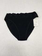 Buy online pre-used pre-loved 100% authentic & Original branded Marks & Spencer (PU-1467) available in Pakistan. Top international brands avilable.