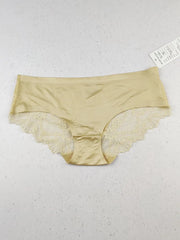 Buy online pre-used pre-loved 100% authentic & Original branded Victoria'S Secret (PU-1501) available in Pakistan. Top international brands avilable.
