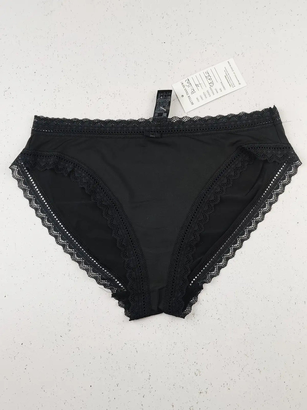 Buy online pre-used pre-loved 100% authentic & Original branded Marks & Spencer (PU-1502) available in Pakistan. Top international brands avilable.