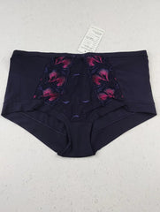 Buy online pre-used pre-loved 100% authentic & Original branded Marks & Spencer (PU-1507) available in Pakistan. Top international brands avilable.