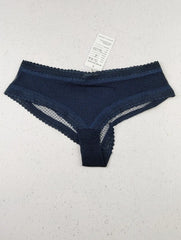 Buy online pre-used pre-loved 100% authentic & Original branded Jack Wills (PU-1616) available in Pakistan. Top international brands avilable.