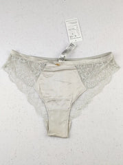 Buy online pre-used pre-loved 100% authentic & Original branded Marks & Spencer (PU-1618) available in Pakistan. Top international brands avilable.