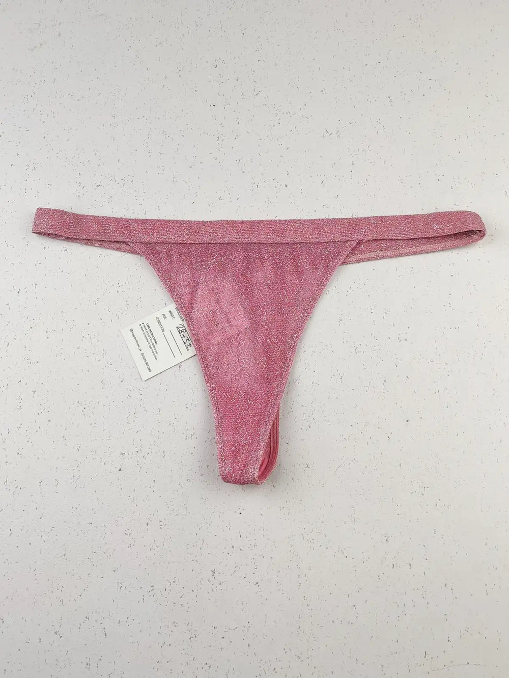 Buy online pre-used pre-loved 100% authentic & Original branded Unknown Brand (PU-1637) available in Pakistan. Top international brands avilable.