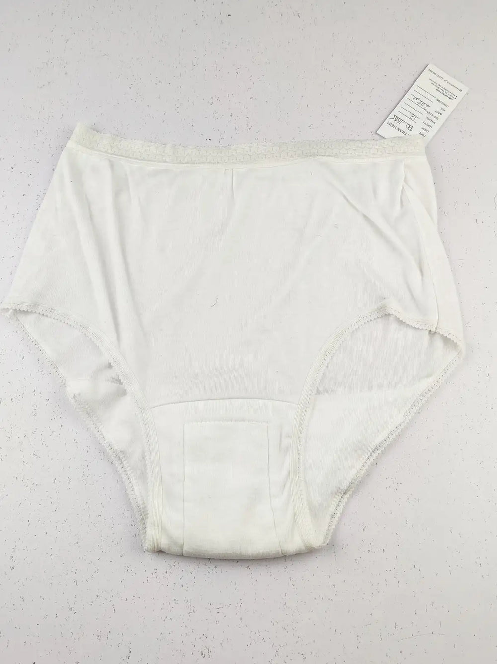 Buy online pre-used pre-loved 100% authentic & Original branded Unknown Brand (PU-1665) available in Pakistan. Top international brands avilable.