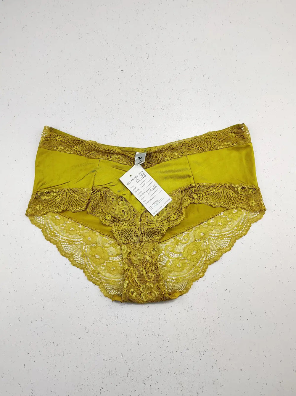 Buy online pre-used pre-loved 100% authentic & Original branded Tu (PU-185) available in Pakistan. Top international brands avilable.