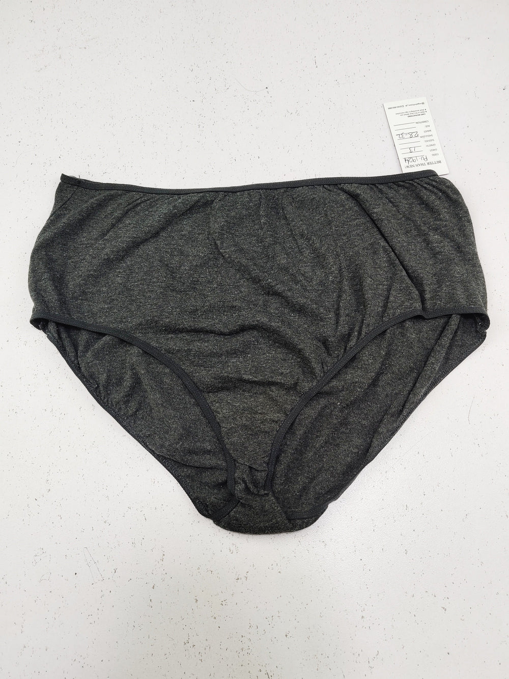 Buy online pre-used pre-loved 100% authentic & Original branded Unknown Brand (PU-1924) available in Pakistan. Top international brands avilable.