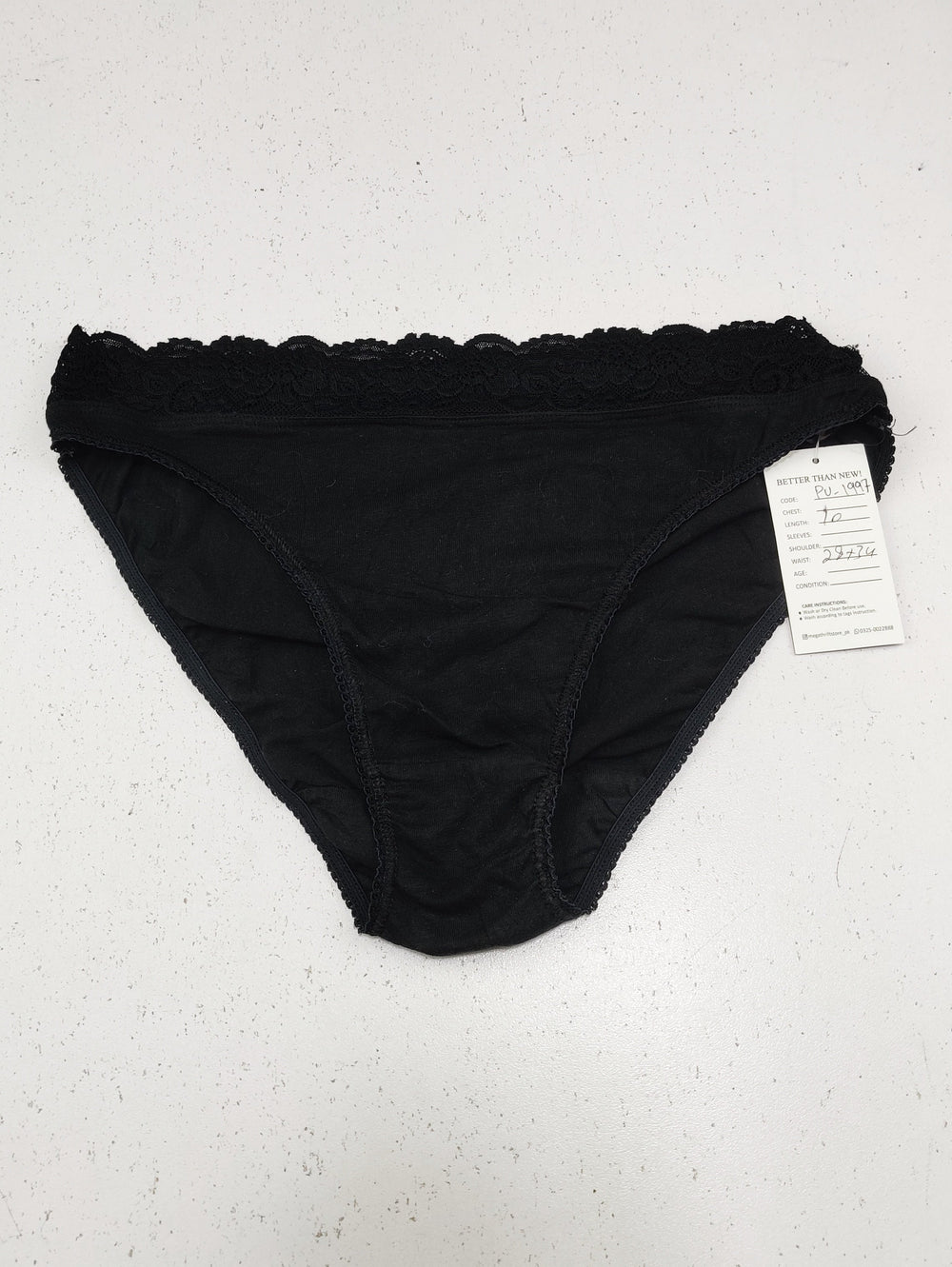 Buy online pre-used pre-loved 100% authentic & Original branded Unknown Brand (PU-1997) available in Pakistan. Top international brands avilable.