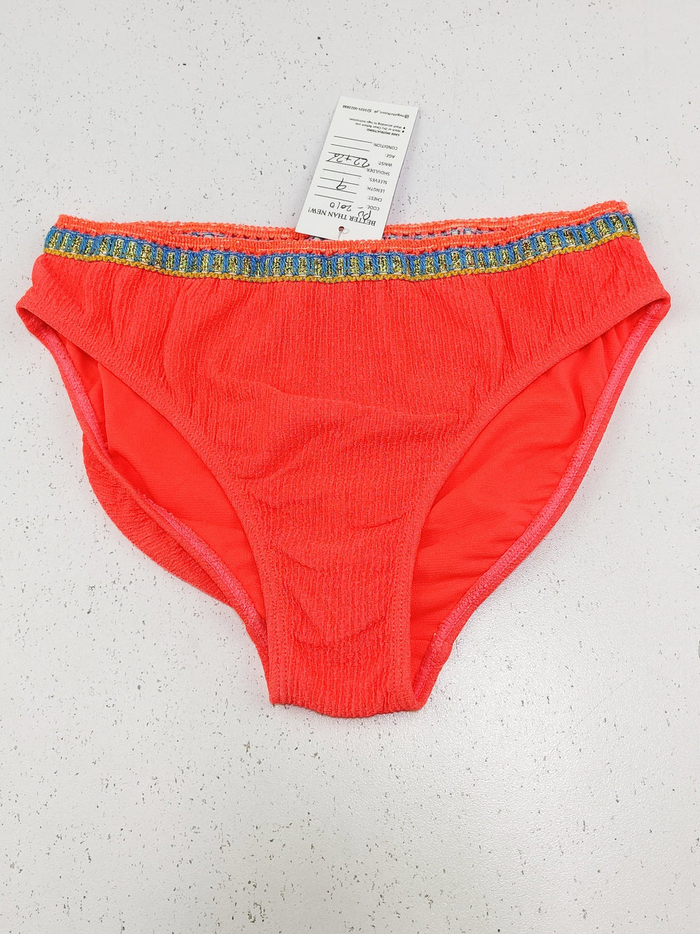 Buy online pre-used pre-loved 100% authentic & Original branded Unknown Brand (PU-2010) available in Pakistan. Top international brands avilable.