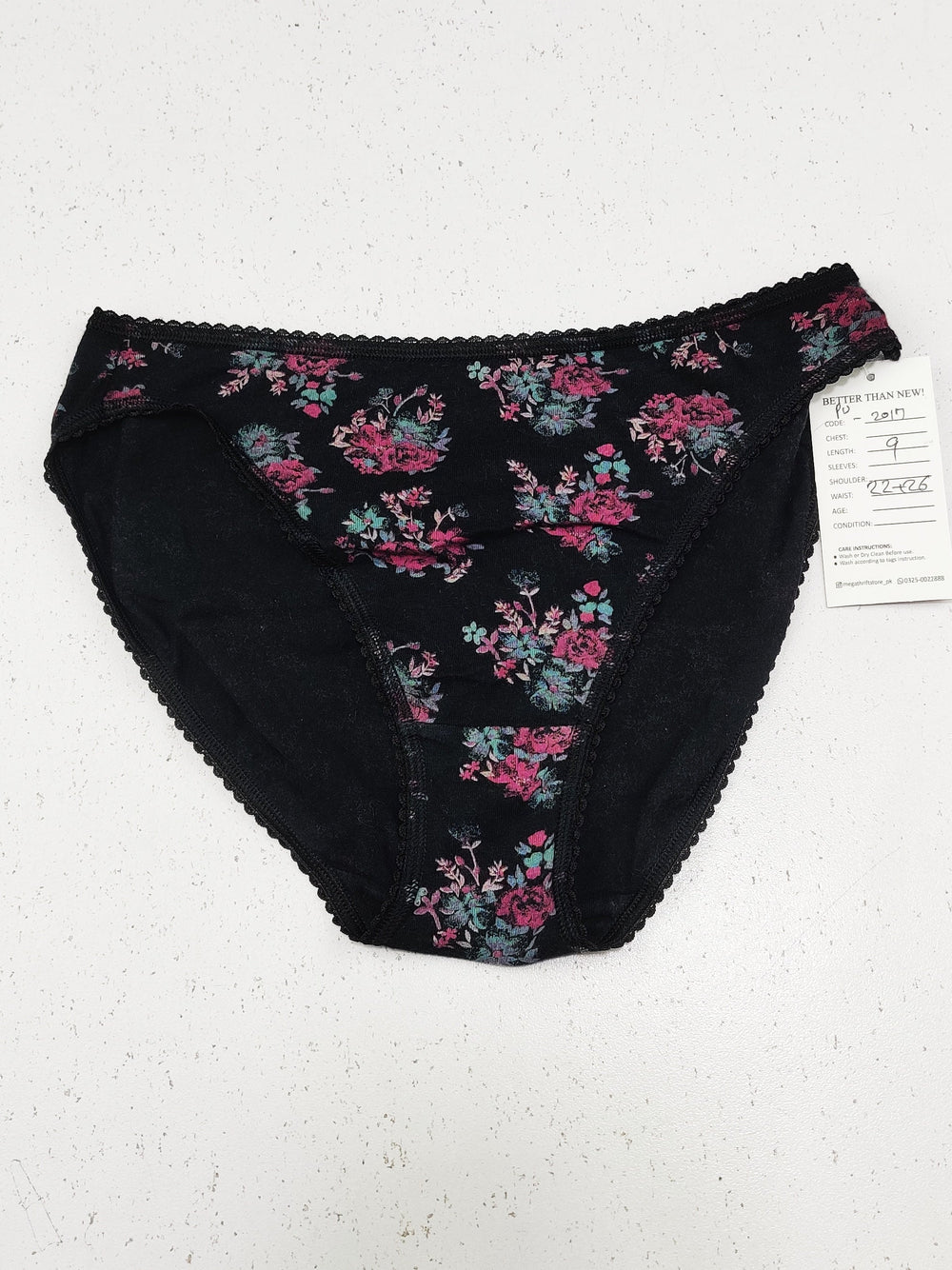 Buy online pre-used pre-loved 100% authentic & Original branded Marks & Spencer (PU-2017) available in Pakistan. Top international brands avilable.