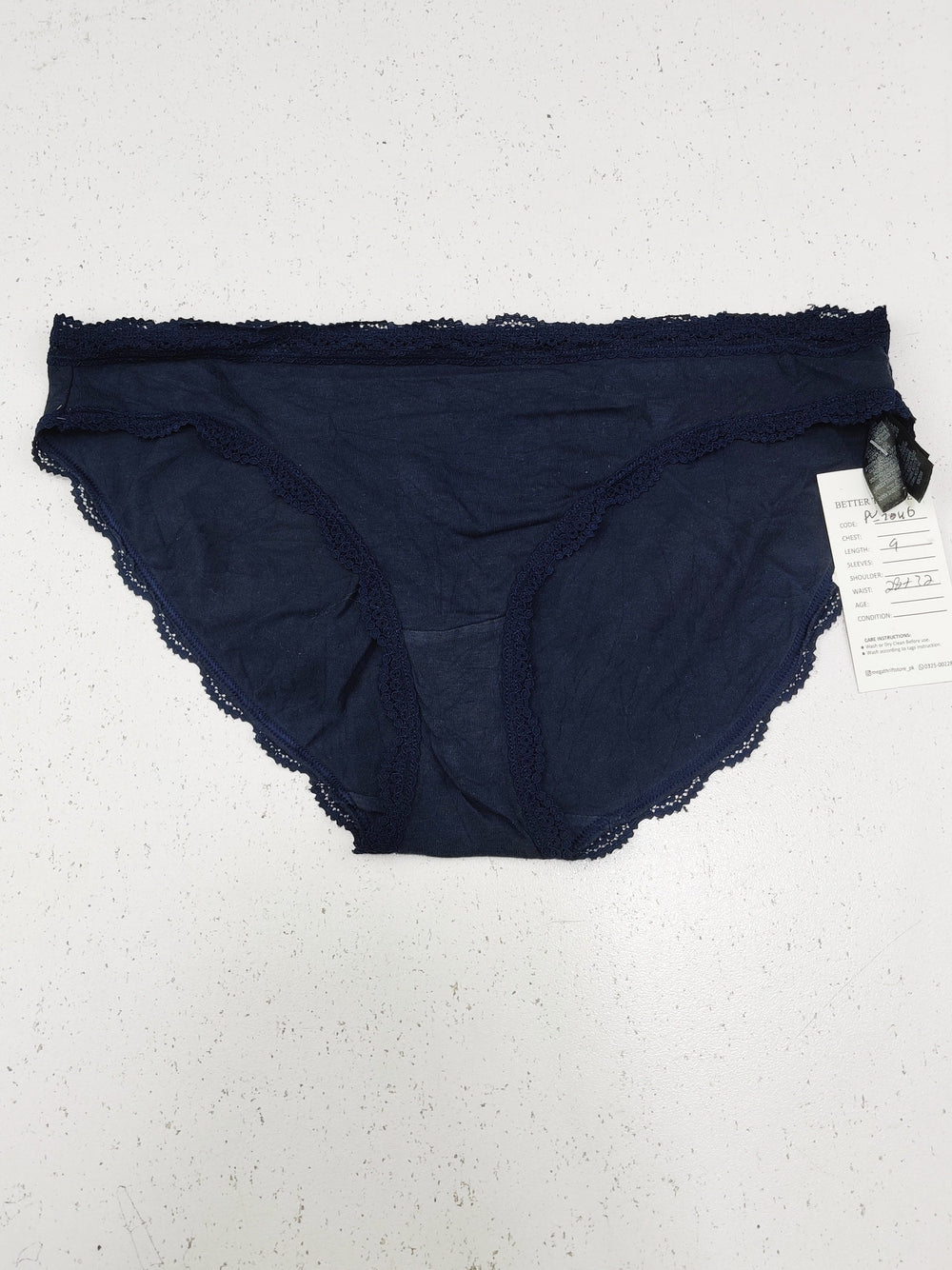 Buy online pre-used pre-loved 100% authentic & Original branded Marks & Spencer (PU-2046) available in Pakistan. Top international brands avilable.