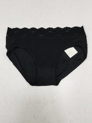 Buy online pre-used pre-loved 100% authentic & Original branded Sloggi (PU-2101) available in Pakistan. Top international brands avilable.