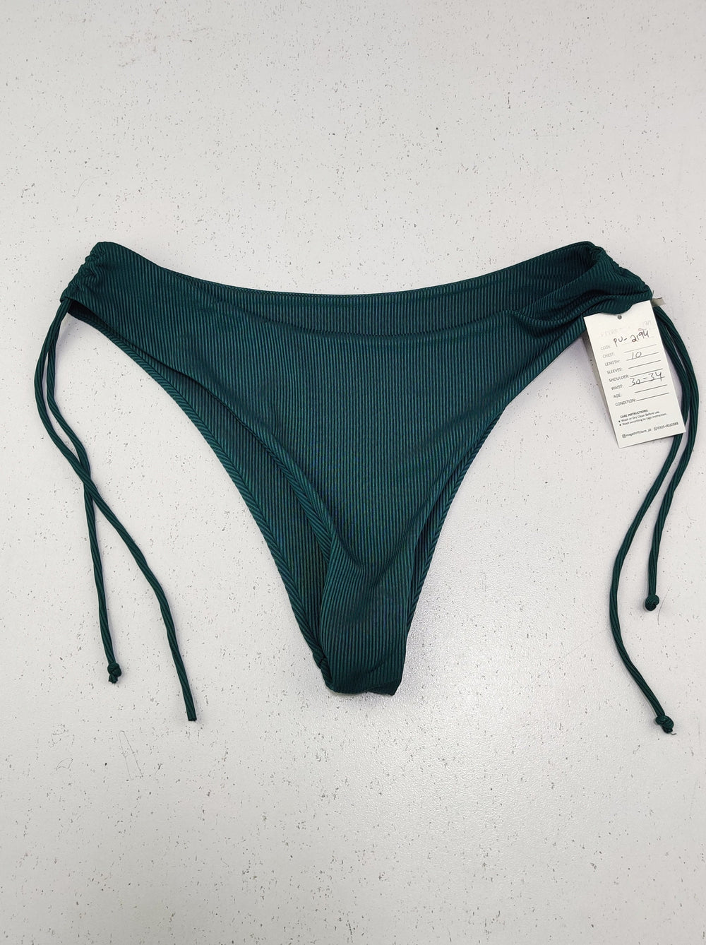 Buy online pre-used pre-loved 100% authentic & Original branded Unknown Brand (PU-2194) available in Pakistan. Top international brands avilable.