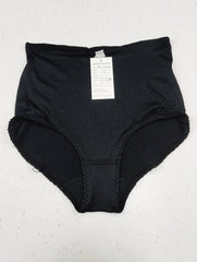 Buy online pre-used pre-loved 100% authentic & Original branded Unknown Brand (PU-2220) available in Pakistan. Top international brands avilable.