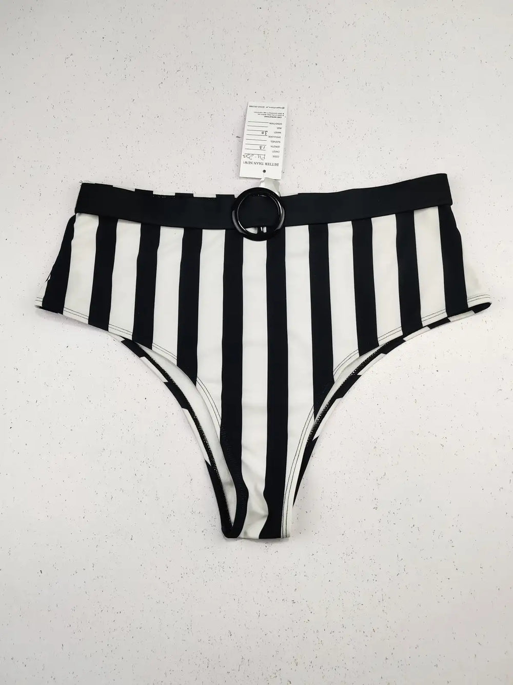 Buy online pre-used pre-loved 100% authentic & Original branded Primark (PU-223) available in Pakistan. Top international brands avilable.