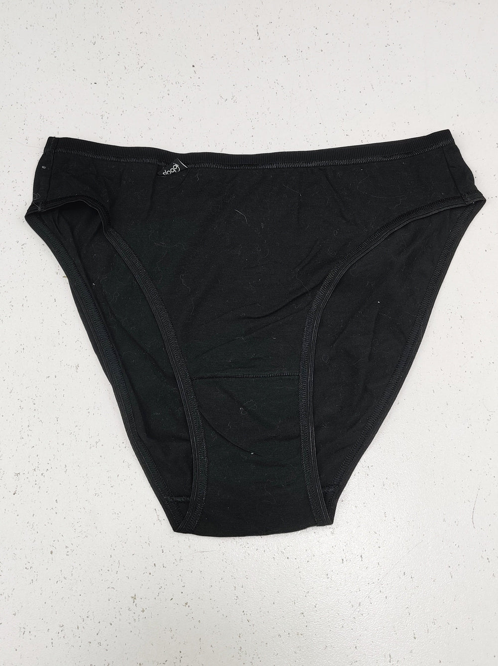 Buy online pre-used pre-loved 100% authentic & Original branded Sloggi (PU-2252) available in Pakistan. Top international brands avilable.