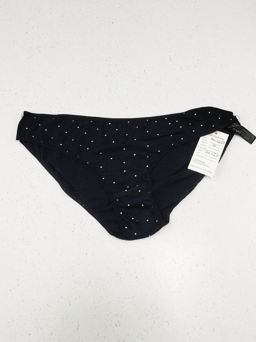 Buy online pre-used pre-loved 100% authentic & Original branded Primark (PU-2267) available in Pakistan. Top international brands avilable.
