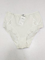 Buy online pre-used pre-loved 100% authentic & Original branded Unknown Brand (PU-2269) available in Pakistan. Top international brands avilable.
