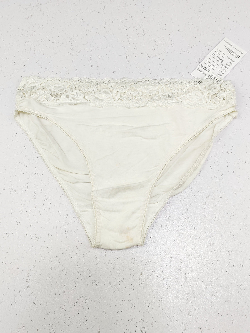 Buy online pre-used pre-loved 100% authentic & Original branded Marks & Spencer (PU-2277) available in Pakistan. Top international brands avilable.