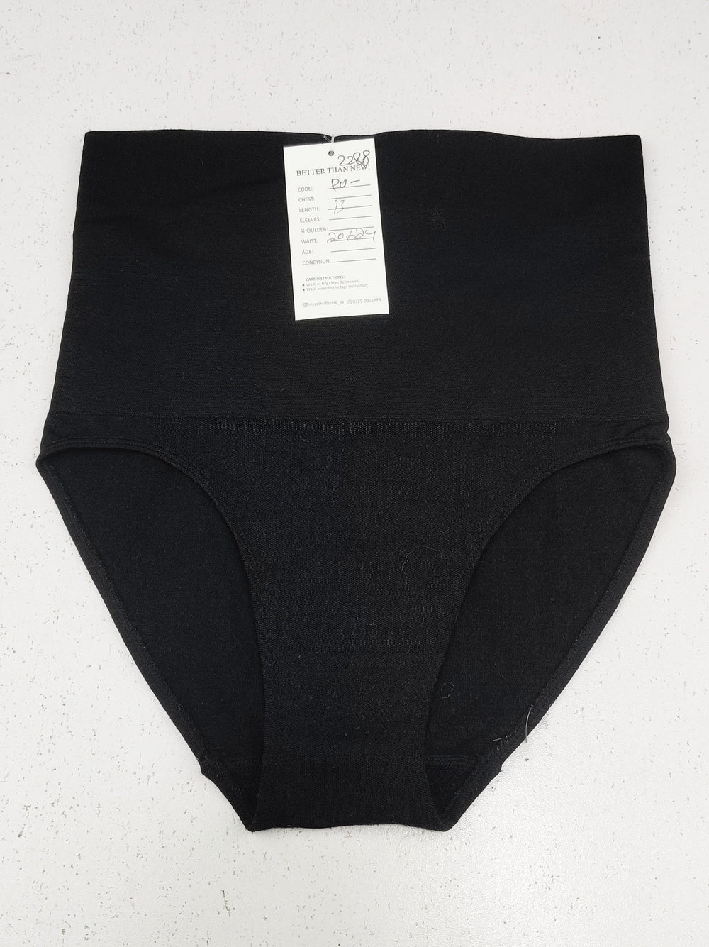 Buy online pre-used pre-loved 100% authentic & Original branded Unknown Brand (PU-2288) available in Pakistan. Top international brands avilable.