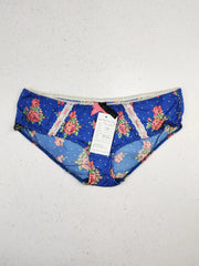 Buy online pre-used pre-loved 100% authentic & Original branded No Secret (PU-229) available in Pakistan. Top international brands avilable.