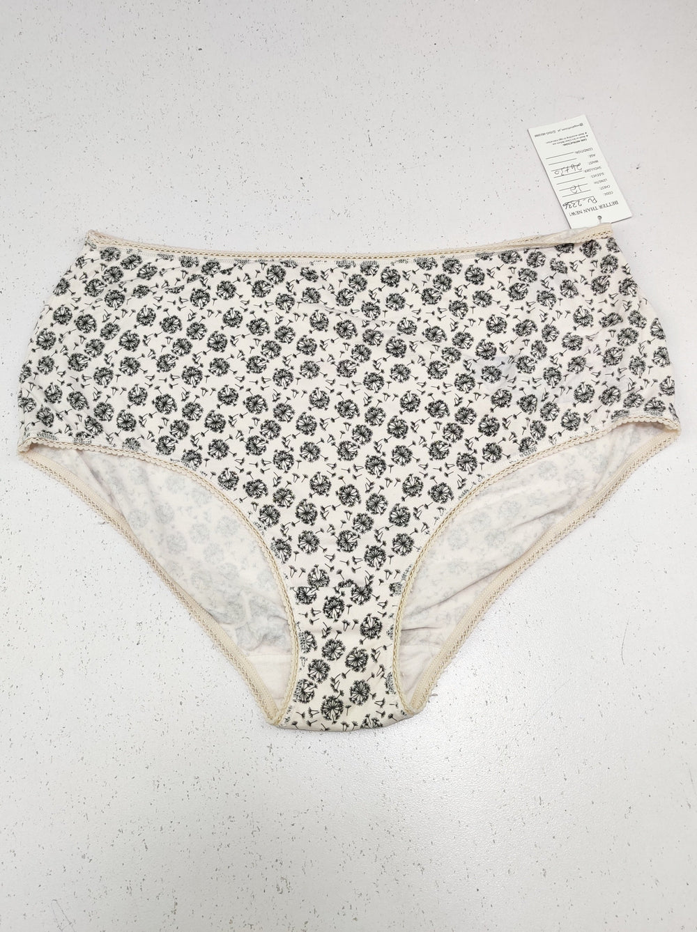 Buy online pre-used pre-loved 100% authentic & Original branded F&F (PU-2336) available in Pakistan. Top international brands avilable.