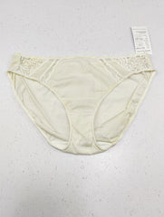Buy online pre-used pre-loved 100% authentic & Original branded Unknown Brand (PU-2383) available in Pakistan. Top international brands avilable.