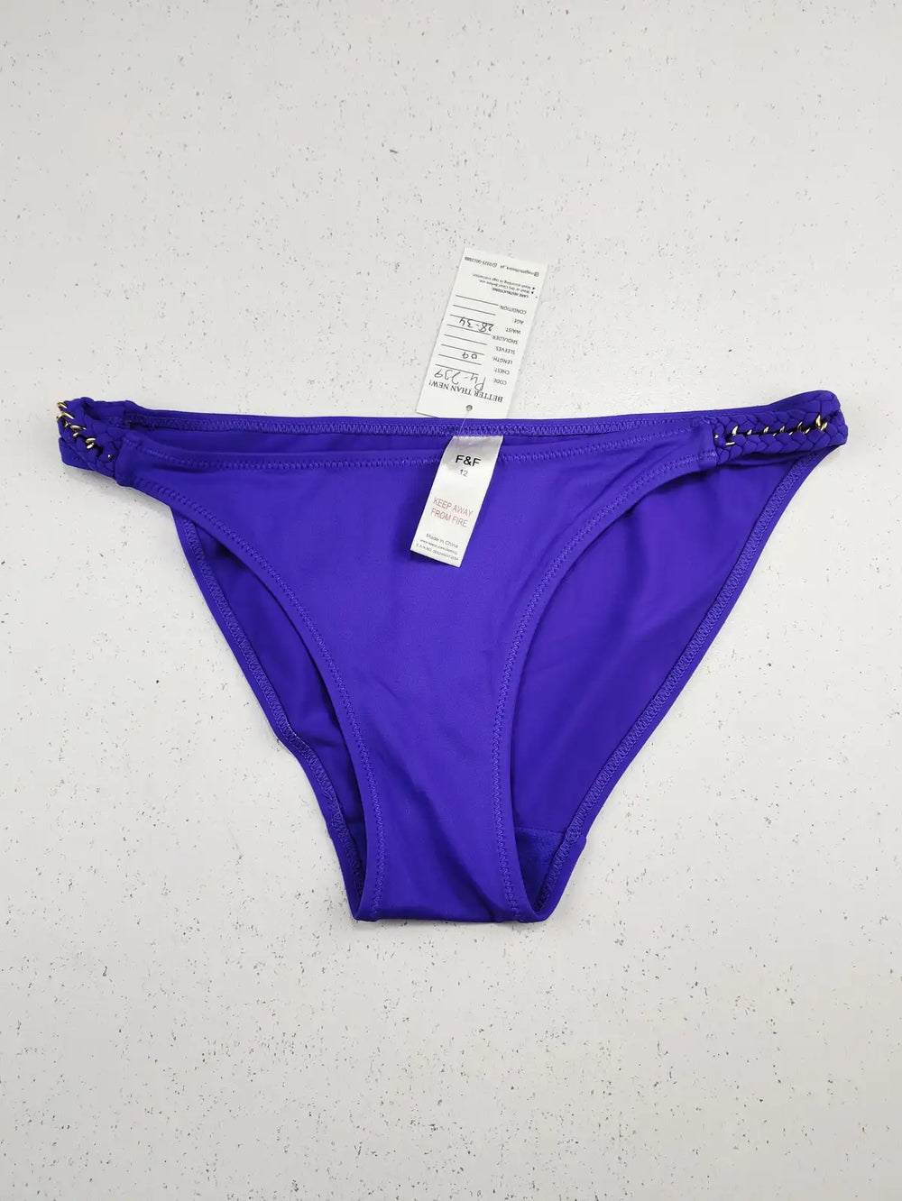 Buy online pre-used pre-loved 100% authentic & Original branded F&F (PU-239) available in Pakistan. Top international brands avilable.