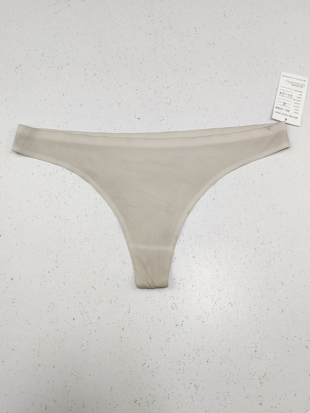 Buy online pre-used pre-loved 100% authentic & Original branded Unknown Brand (PU-2404) available in Pakistan. Top international brands avilable.