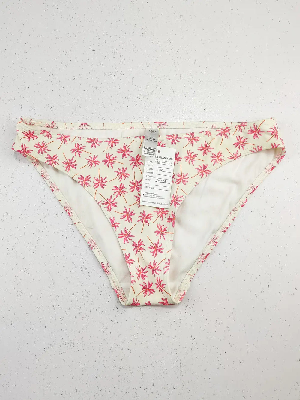 Buy online pre-used pre-loved 100% authentic & Original branded Marks & Spencer (PU-240) available in Pakistan. Top international brands avilable.