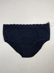 Buy online pre-used pre-loved 100% authentic & Original branded Marks & Spencer (PU-245) available in Pakistan. Top international brands avilable.