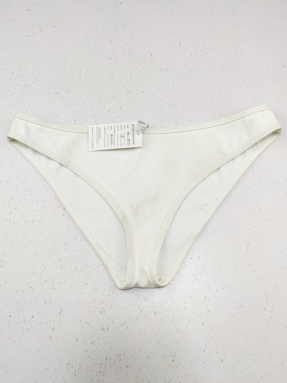 Buy online pre-used pre-loved 100% authentic & Original branded Unknown Brand (PU-2477) available in Pakistan. Top international brands avilable.