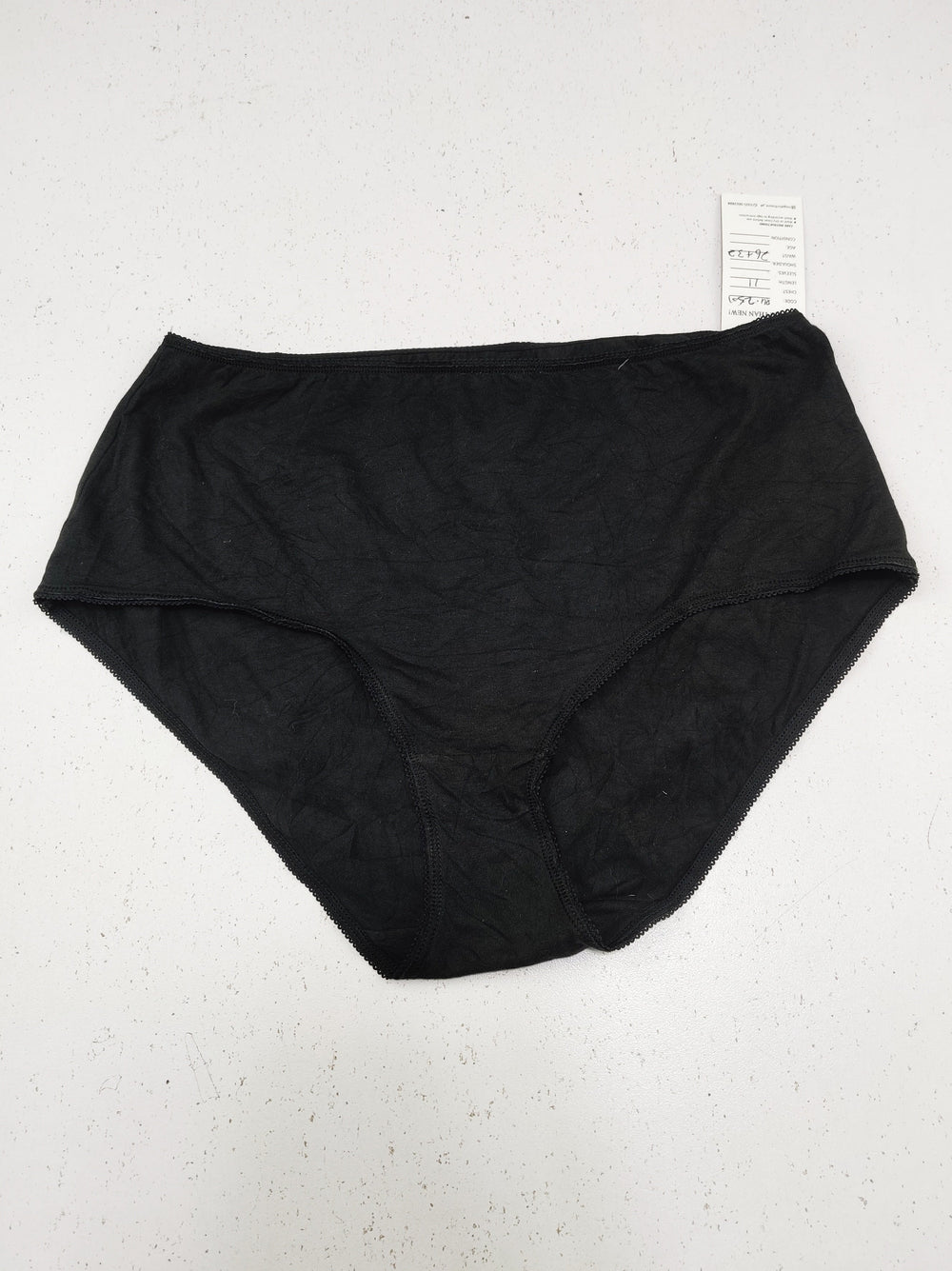 Buy online pre-used pre-loved 100% authentic & Original branded Unknown Brand (PU-2501) available in Pakistan. Top international brands avilable.