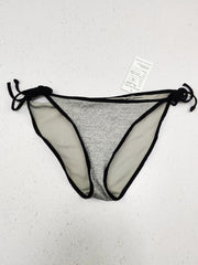 Buy online pre-used pre-loved 100% authentic & Original branded Unknown Brand (PU-2545) available in Pakistan. Top international brands avilable.