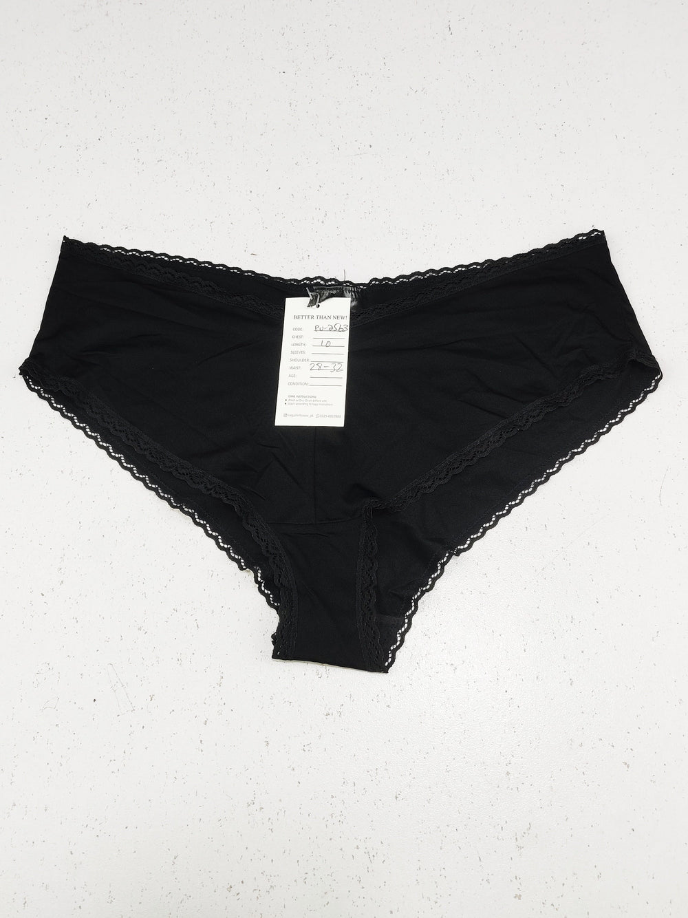 Buy online pre-used pre-loved 100% authentic & Original branded Unknown Brand (PU-2563) available in Pakistan. Top international brands avilable.