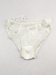 Buy online pre-used pre-loved 100% authentic & Original branded Yavorrs (PU-263) available in Pakistan. Top international brands avilable.