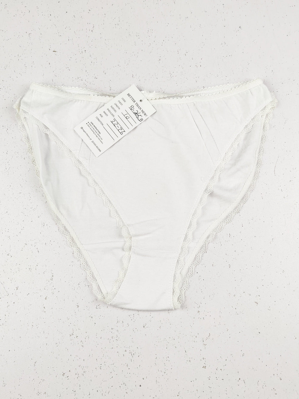 Buy online pre-used pre-loved 100% authentic & Original branded Unknown Brand (PU-2653) available in Pakistan. Top international brands avilable.
