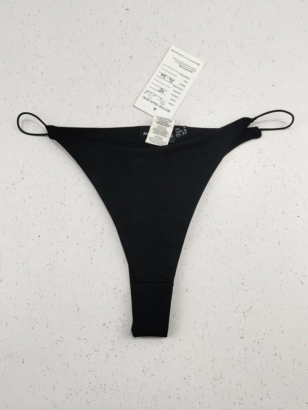 Buy online pre-used pre-loved 100% authentic & Original branded Prettylittlething (PU-268) available in Pakistan. Top international brands avilable.