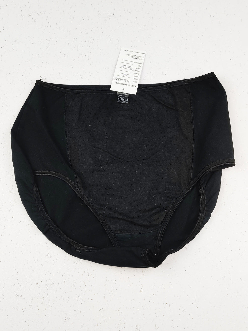 Buy online pre-used pre-loved 100% authentic & Original branded Marks & Spencer (PU-2786) available in Pakistan. Top international brands avilable.