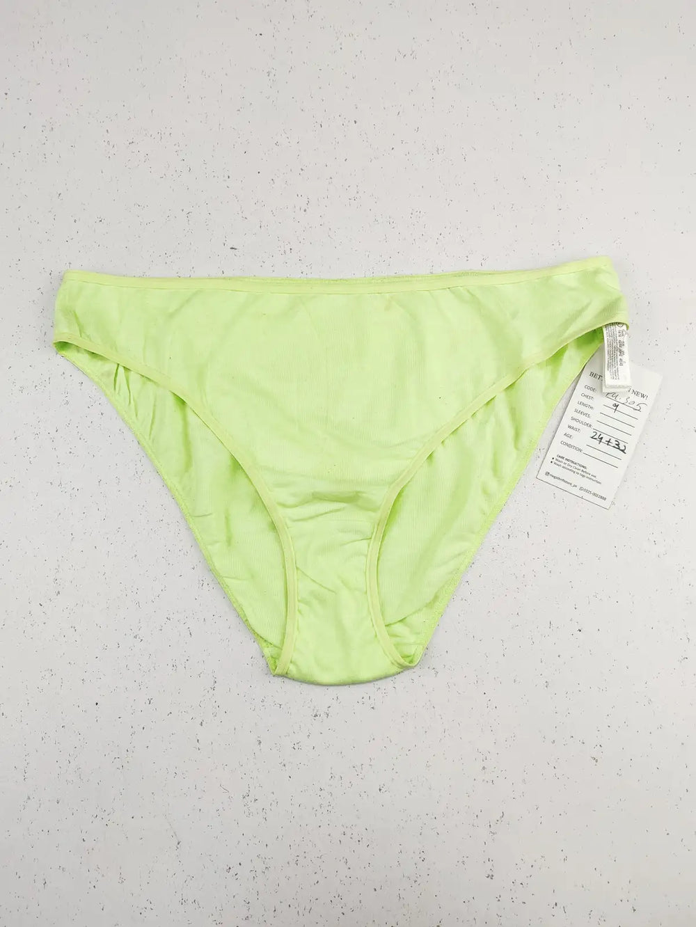 Buy online pre-used pre-loved 100% authentic & Original branded Primark (PU-305) available in Pakistan. Top international brands avilable.