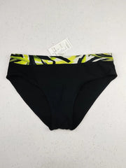 Buy online pre-used pre-loved 100% authentic & Original branded Unknown Brand (PU-341) available in Pakistan. Top international brands avilable.