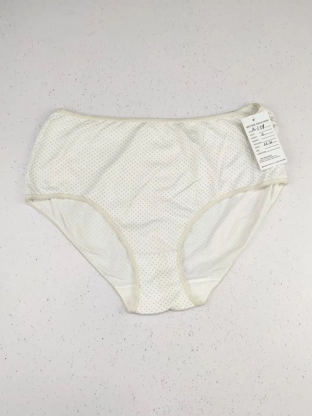 Buy online pre-used pre-loved 100% authentic & Original branded F&F (PU-391) available in Pakistan. Top international brands avilable.
