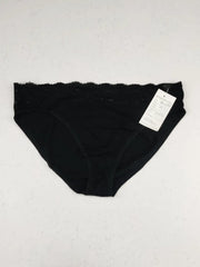 Buy online pre-used pre-loved 100% authentic & Original branded Marks & Spencer (PU-399) available in Pakistan. Top international brands avilable.
