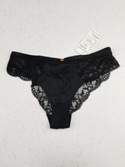 Buy online pre-used pre-loved 100% authentic & Original branded Marks & Spencer (PU-474) available in Pakistan. Top international brands avilable.
