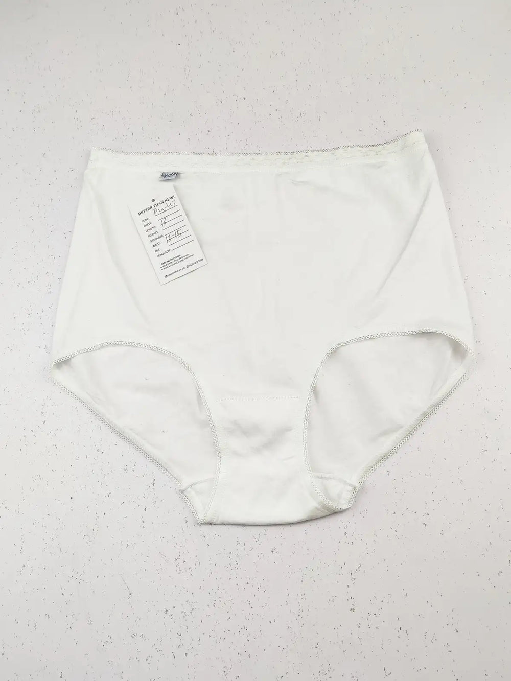 Buy online pre-used pre-loved 100% authentic & Original branded Unknown Brand (PU-47) available in Pakistan. Top international brands avilable.