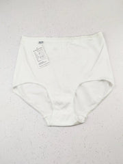 Buy online pre-used pre-loved 100% authentic & Original branded Unknown Brand (PU-47) available in Pakistan. Top international brands avilable.