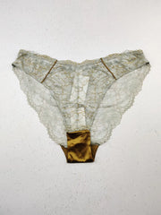 Buy online pre-used pre-loved 100% authentic & Original branded Tu (PU-51) available in Pakistan. Top international brands avilable.