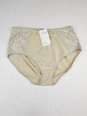 Buy online pre-used pre-loved 100% authentic & Original branded Marks & Spencer (PU-902) available in Pakistan. Top international brands avilable.